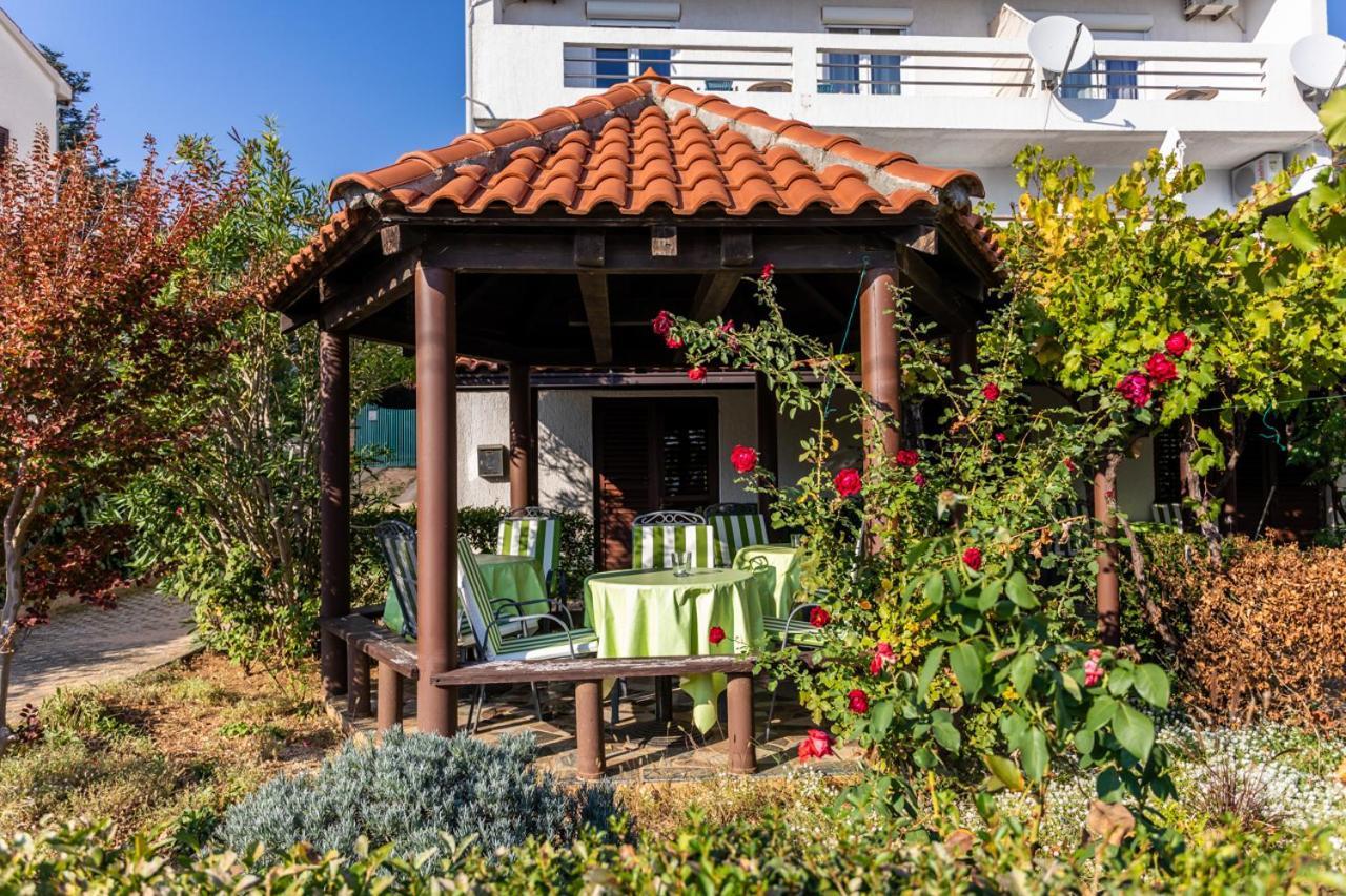Apartmani Velnic 2 Baška Eksteriør billede